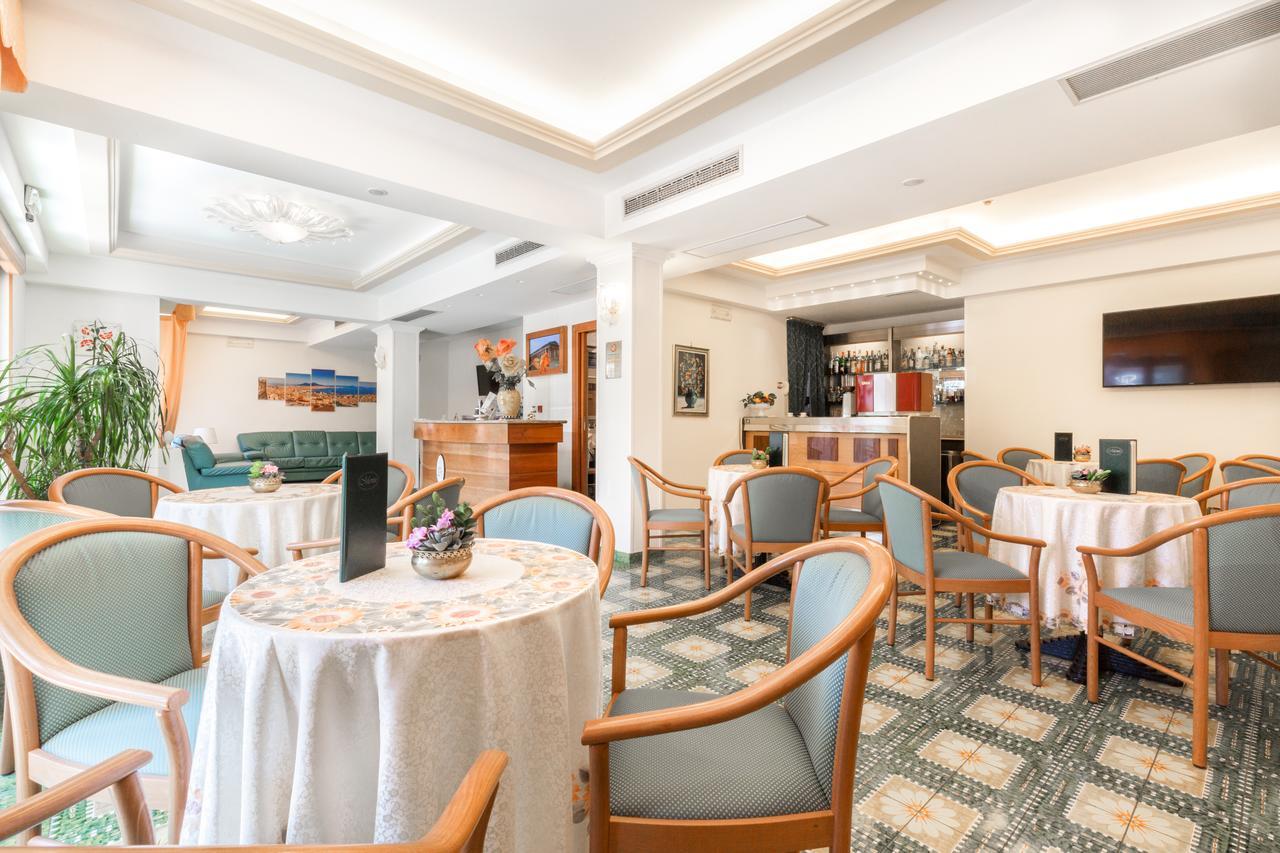 Hotel La Pergoletta Сант-Агата-суи-Дуэ-Гольфи Экстерьер фото